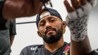 Deiveson Figueiredo opts to stay at flyweight and books fight with Manel Kape for UFC 290 in July