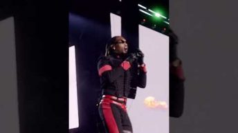 Offset firing up the crowd @rollingloud Thailand ‘23