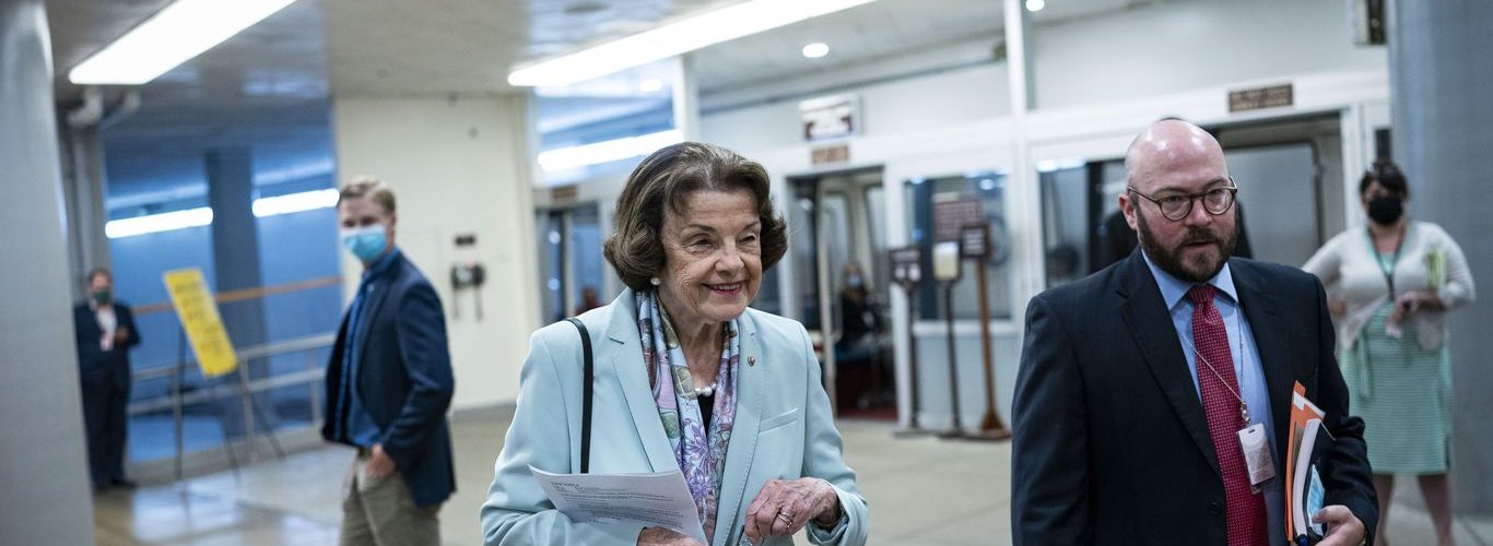 GOP women lawmakers come to Feinstein’s defense vs. “sexist” campaign