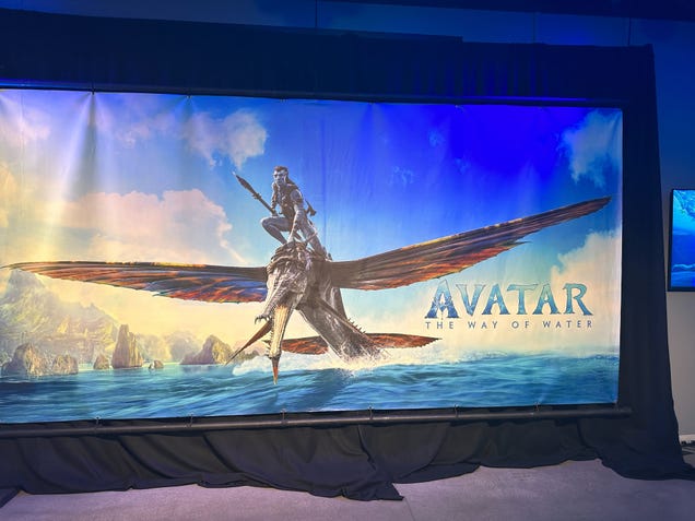 Avatar 2’s Art and Costumes Stun in Immersive Experience for Earth Day