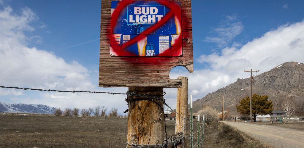 Bud Light Marketing Exec Behind Dylan Mulvaney Campaign Takes ‘Leave of Absence’