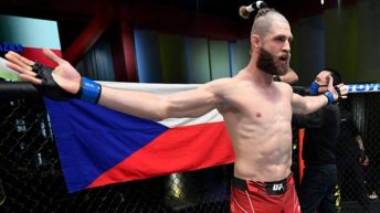 Jiri Prochazka still uncertain when he will be fully healthy to face Jamahal Hill for the light heavyweight title: “August is still early for me”