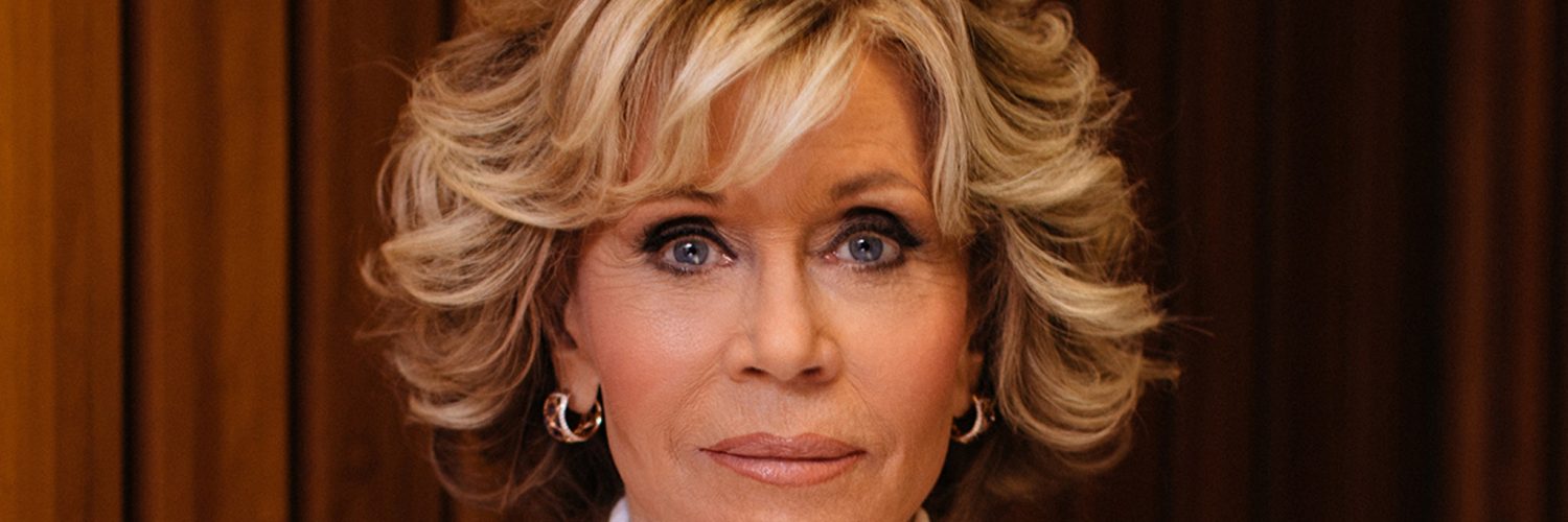 Jane Fonda Throws Palme d’Or Scroll at Winning Director During Cannes