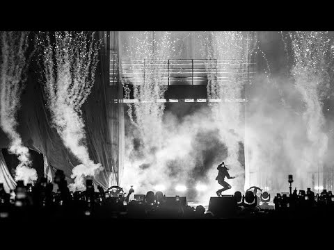 Travis Scott – (Hold that Heat) – LIVE @ Rolling Loud Inglewood 2023