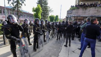 25 NAT0-led peacekeepers injured in Kosovo in clashes with Serbs outside municipal building