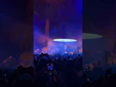 Travis Scott plays an unreleased song from Utopia #rollingloud