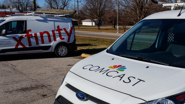 Comcast Whines to FCC Because It Really Doesn’t Want to List All Its Broadband Fees