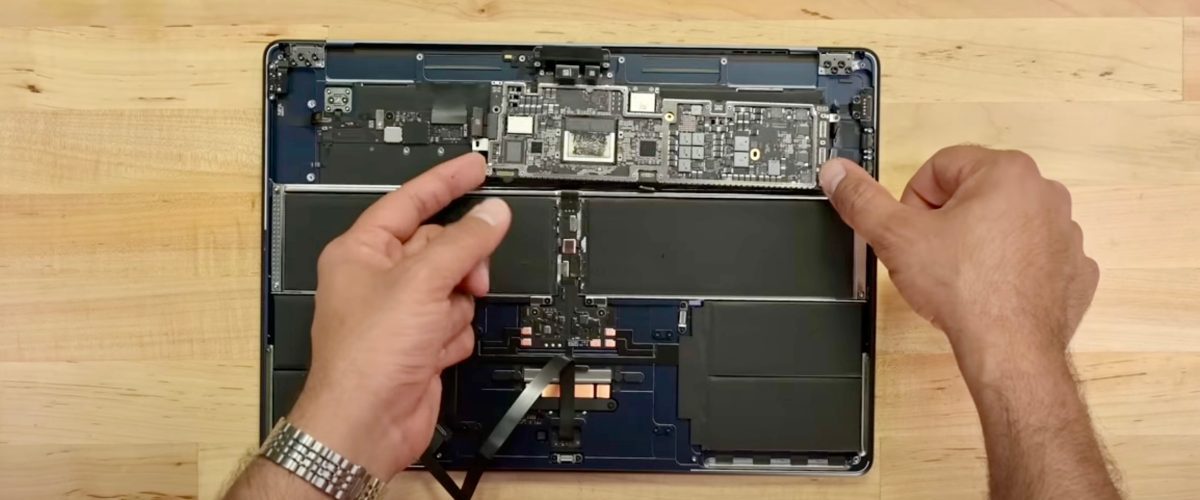 15-inch MacBook Air teardown reveals bigger battery, not much else [Video]