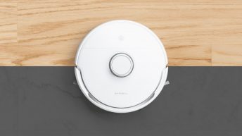 Narwal Freo robot vacuum cleaner is the first with AI DirtSense technology for smarter cleaning