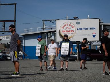 Weeklong dock strike on Canada’s west coast is starting to pinch small businesses, experts say