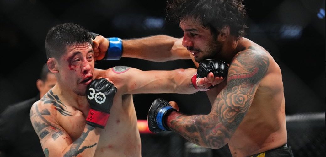 UFC 290 Results: Alexandre Pantoja defeats Brandon Moreno (Highlights)