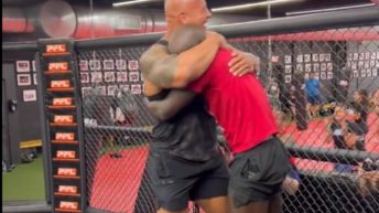 VIDEO | Dwayne Johnson meets with Themba Gorimbo after $7 dollar admission