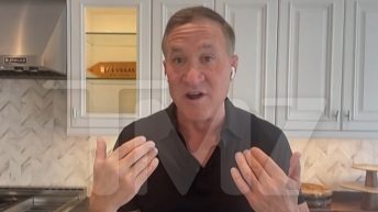 ‘Botched’ Dr. Terry Dubrow’s Lifesaving Advice After Medical Crisis, Thanks Heather