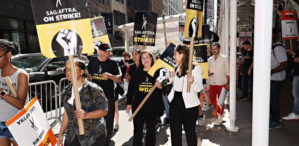 SAG-AFTRA Tells Members That Interim Agreements Are “Literally the Opposite of Waivers”