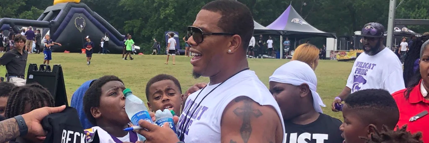 Ray Rice Visits Baltimore Ravens Training Camp, Hangs With Marshawn Lynch