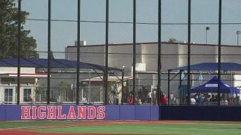 Highlands High School has ribbon-cutting ceremony for new baseball, softball complex