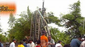 Homemade rockets in Thailand -Really Big!