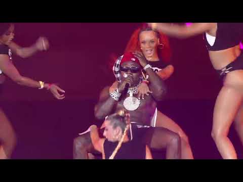 DaBaby – Shake Sum’n LIVE w/ dancers @ Rolling Loud Thailand 2023