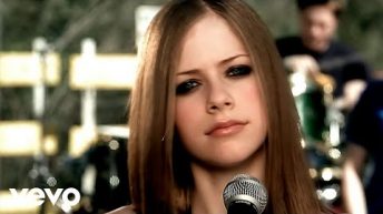 Avril Lavigne – Complicated (Official Video)