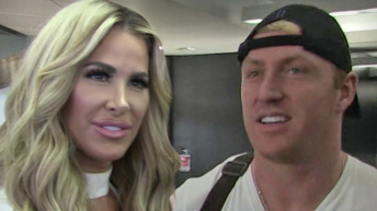 Kim Zolciak Says Marriage to Kroy Biermann is Alive Despite Divorce Filing