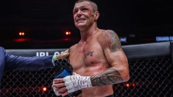 John Wayne Parr expects “brutal” fight between Tawanchai and Superbon: “It’s going to be violent”