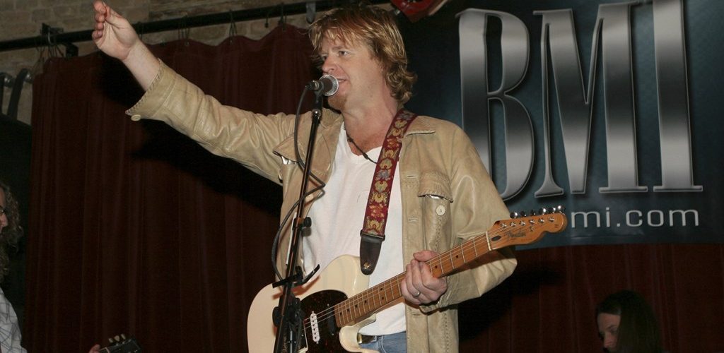 Country Singer-Songwriter Charlie Robison Dies at 59