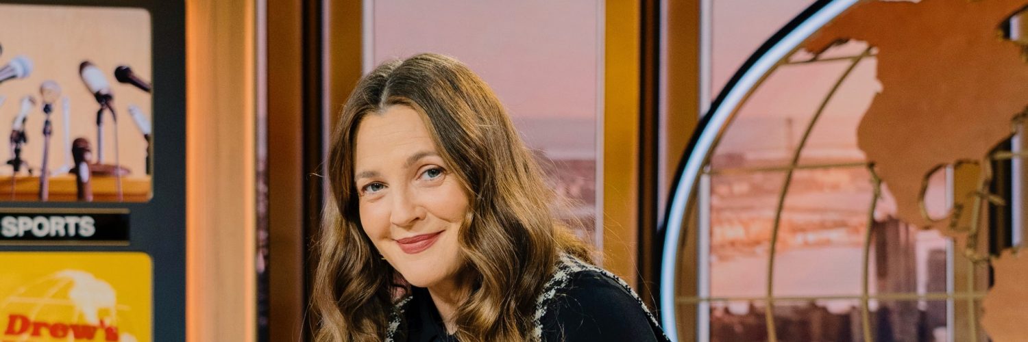 Drew Barrymore Has Deleted Both Of Her Apologies For Resuming Her Talk Show During The Strikes, And The Internet Has Opinions