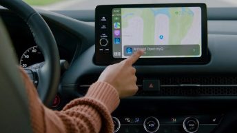 Honda and Acura bring smart garage door features to CarPlay