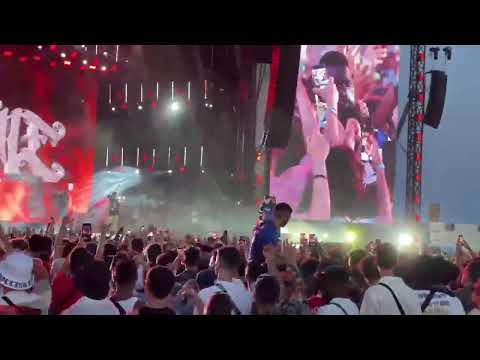 IShowSpeed jump in crowd on Rolling Loud