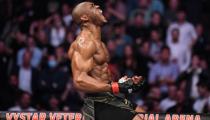 Kamaru Usman speaks out on Khamzat Chimaev fight: “Everyone feels invincible until someone pokes that balloon”