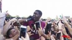 Sheck Wes – Mo Bamba (Live)