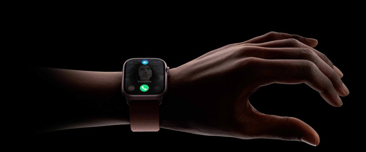 How to turn on double tap-like gesture control on almost any Apple Watch