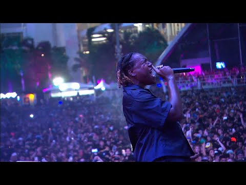 DON TOLIVER LIVE @ Rolling Loud Miami 2022 [FULL SET]