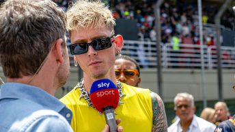 “I Actually Got Second Hand Embarrassment”: A Machine Gun Kelly Interview Went Viral This Weekend, And MGK Himself Just Responded