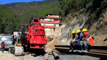 Why it took 17 days for rescuers in India to get to 41 workers trapped in a mountain tunnel