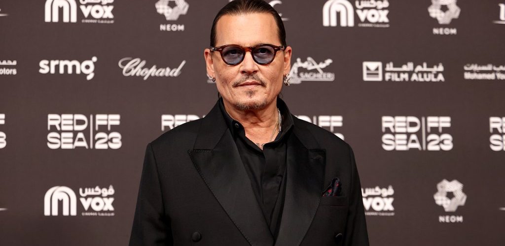 “We Love You Johnny!”: Depp Gets Rock Star Treatment in Saudi Arabia 