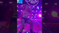 Ice Spice goes wild with “Deli” at Rolling Loud Miami ’23 #shorts