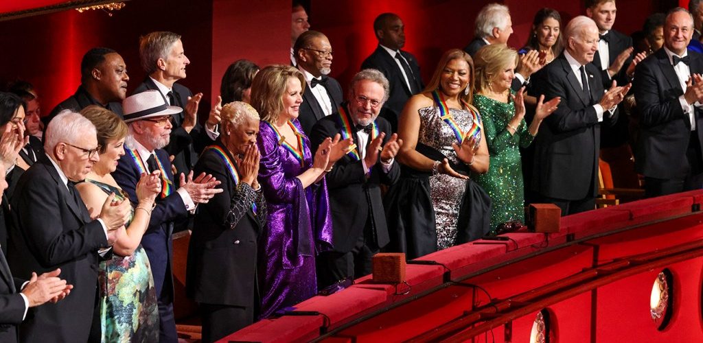 Kennedy Center Honors Fetes New Inductees Queen Latifah, Billy Crystal and Dionne Warwick