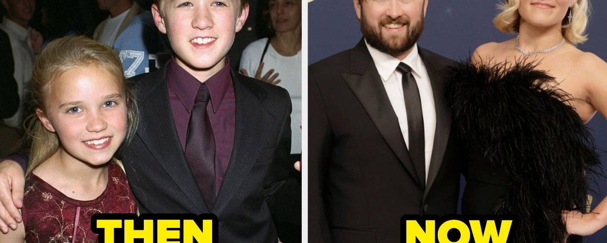 21 Celebrity Siblings On Their Earliest Red Carpets Together Vs. Now