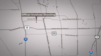 HPD: Officer shoots suspect at Greenspoint-area apartment complex