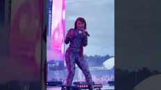 ICE SPICE performs Munch at Rolling Loud LA 2023 Feeling u LIVE concert Miami NY in HA MOOD SOFI