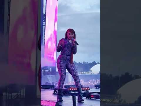 ICE SPICE performs Munch at Rolling Loud LA 2023 Feeling u LIVE concert Miami NY in HA MOOD SOFI