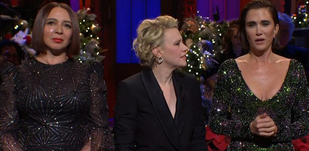 Kate McKinnon Kicks Off Debut as ‘SNL’ Host With Kristen Wiig and Maya Rudolph During Monologue