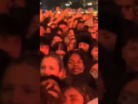 I zoom into faces in crowds, are you in here?