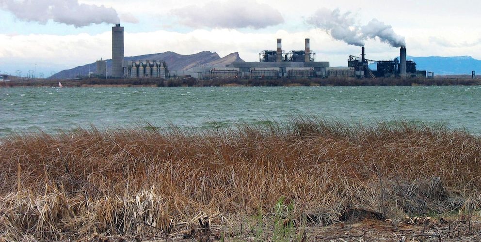 New Mexico regulators reject utility’s effort to recoup some investments in coal and nuclear plants