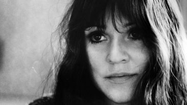 Melanie, ‘Brand New Key’ Folk Singer Who Played Woodstock, Dead at 76