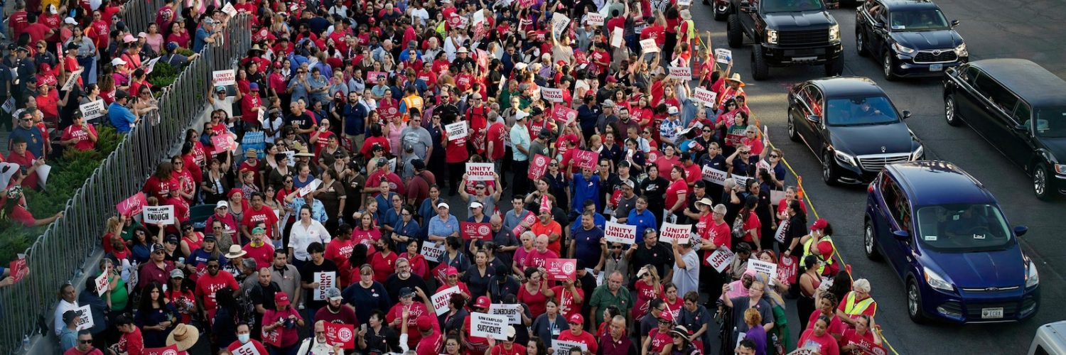 Culinary union reaches tentative contracts with hotel-casinos as Las Vegas kicks off Super Bowl week