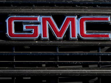 General Motors is recalling over 323,000 heavy-duty pickups because tailgates can open unexpectedly