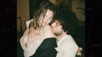 Benny Blanco Grabs Ahold of Selena Gomez’s Breast in New PDA Photos