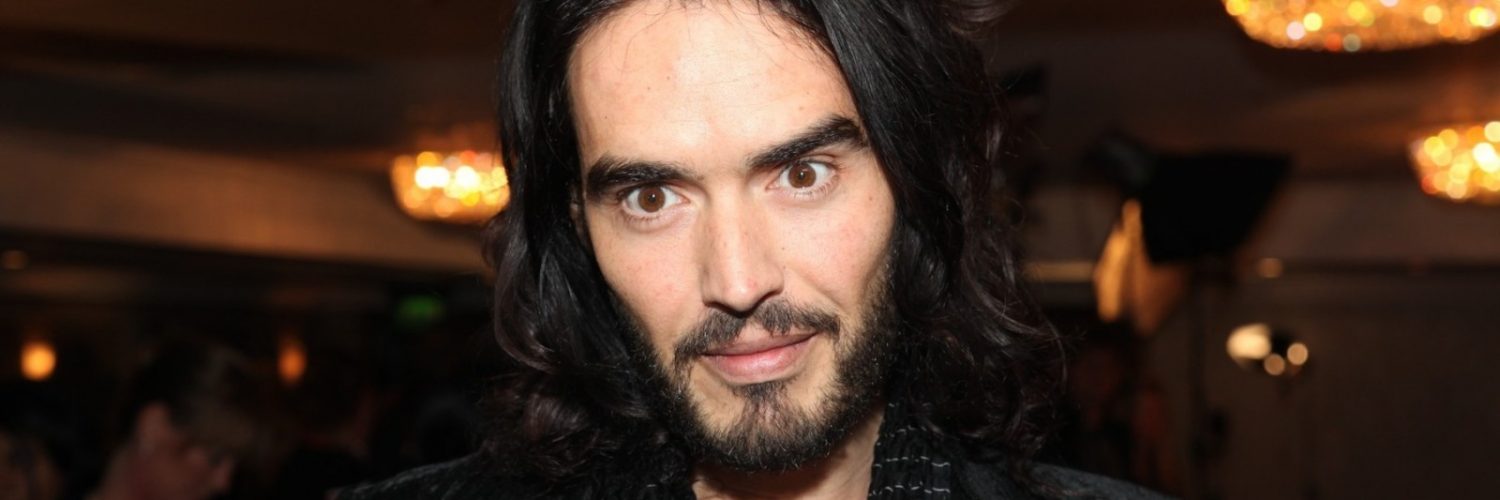 Russell Brand Denies Drunken Sex Assault on ‘Arthur’ Set, Claims He Was Eight Years Sober